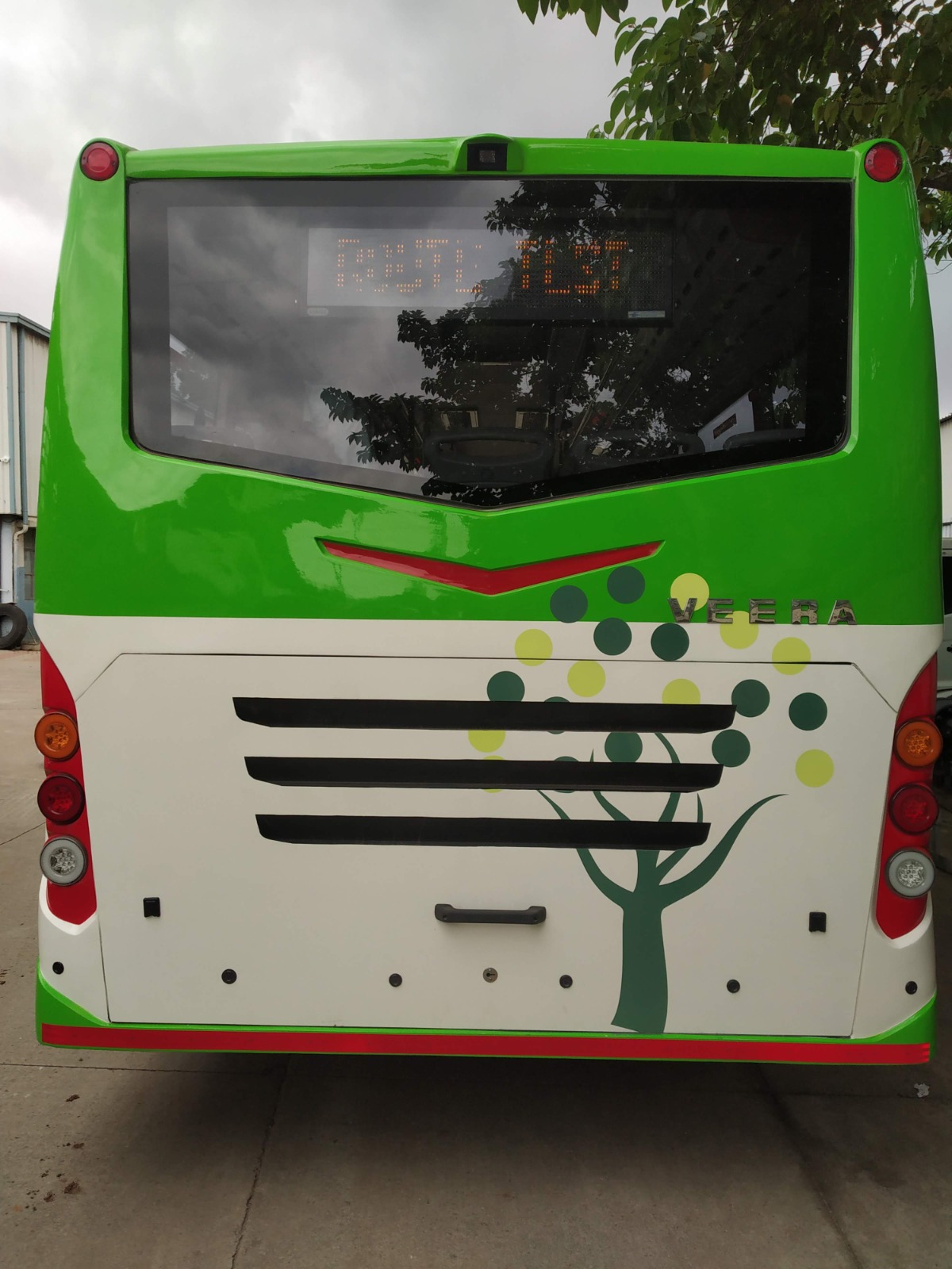 Veera 9mts EV Bus